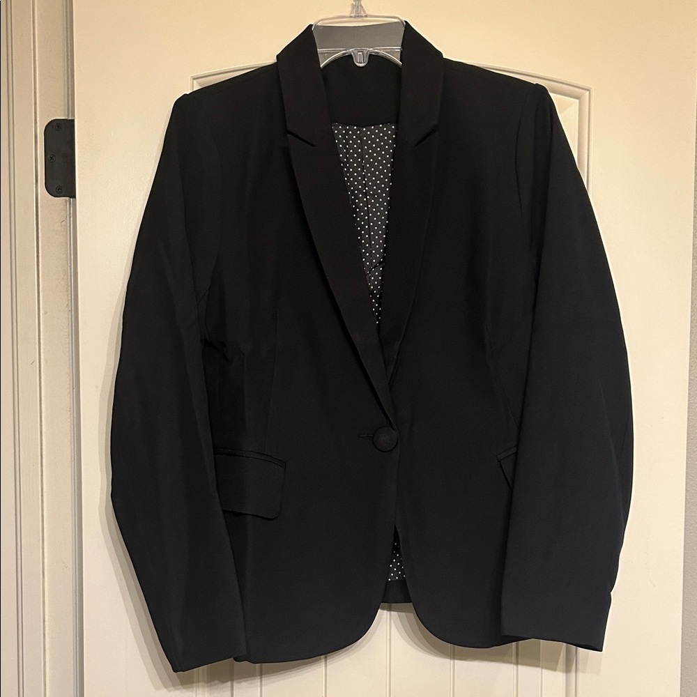 Luvamia Black Women’s Blazer